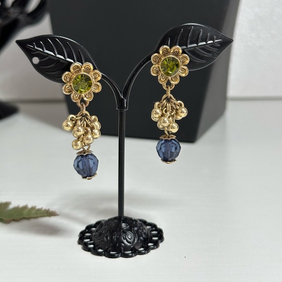 Dangler Earrings - Picture 1 of 4